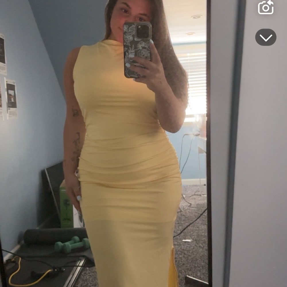 SHEIN Yellow Mock Neck Sleeveless Bodycon Maxi Dress